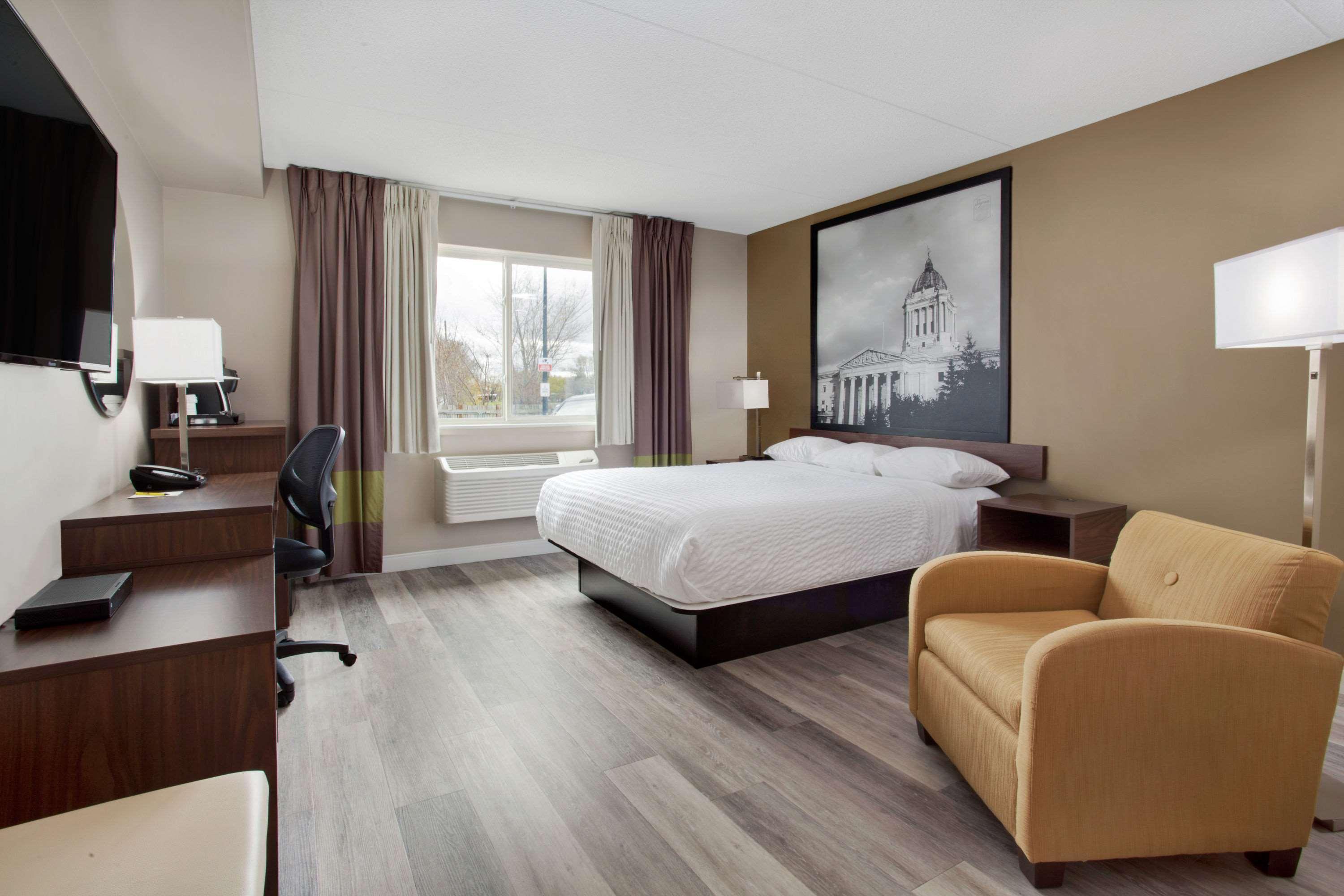 Super 8 By Wyndham Winnipeg West Buitenkant foto