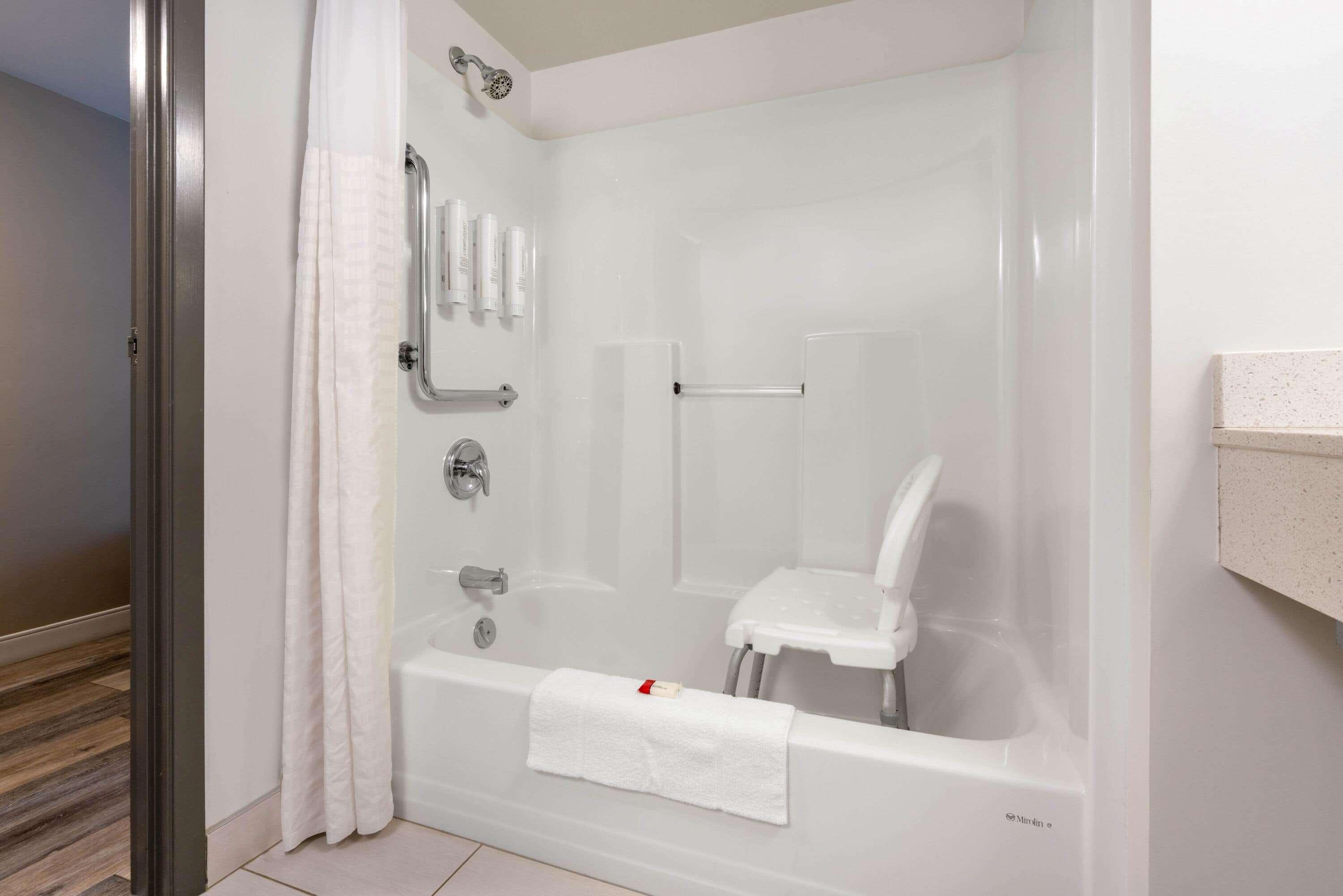 Super 8 By Wyndham Winnipeg West Buitenkant foto