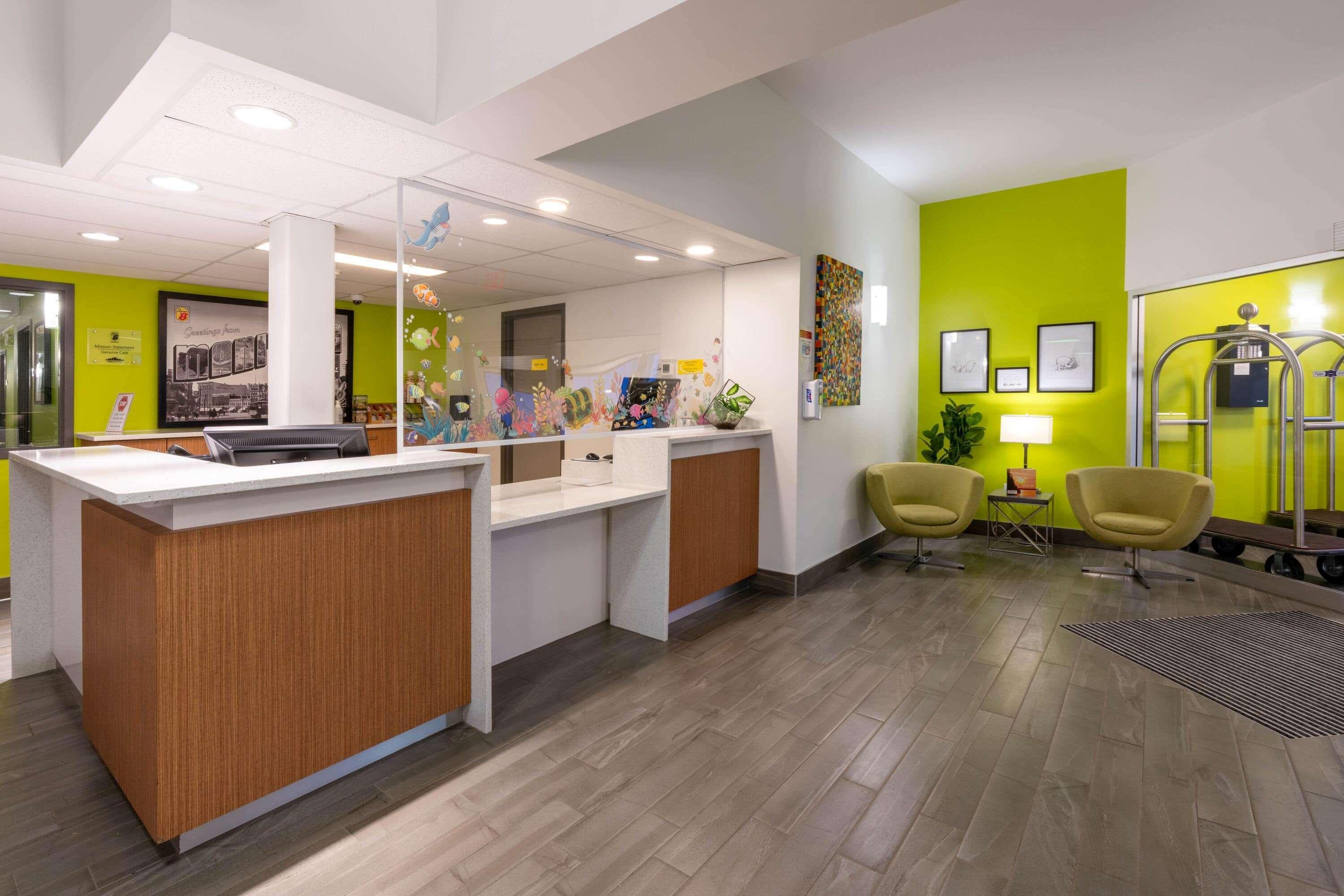 Super 8 By Wyndham Winnipeg West Buitenkant foto
