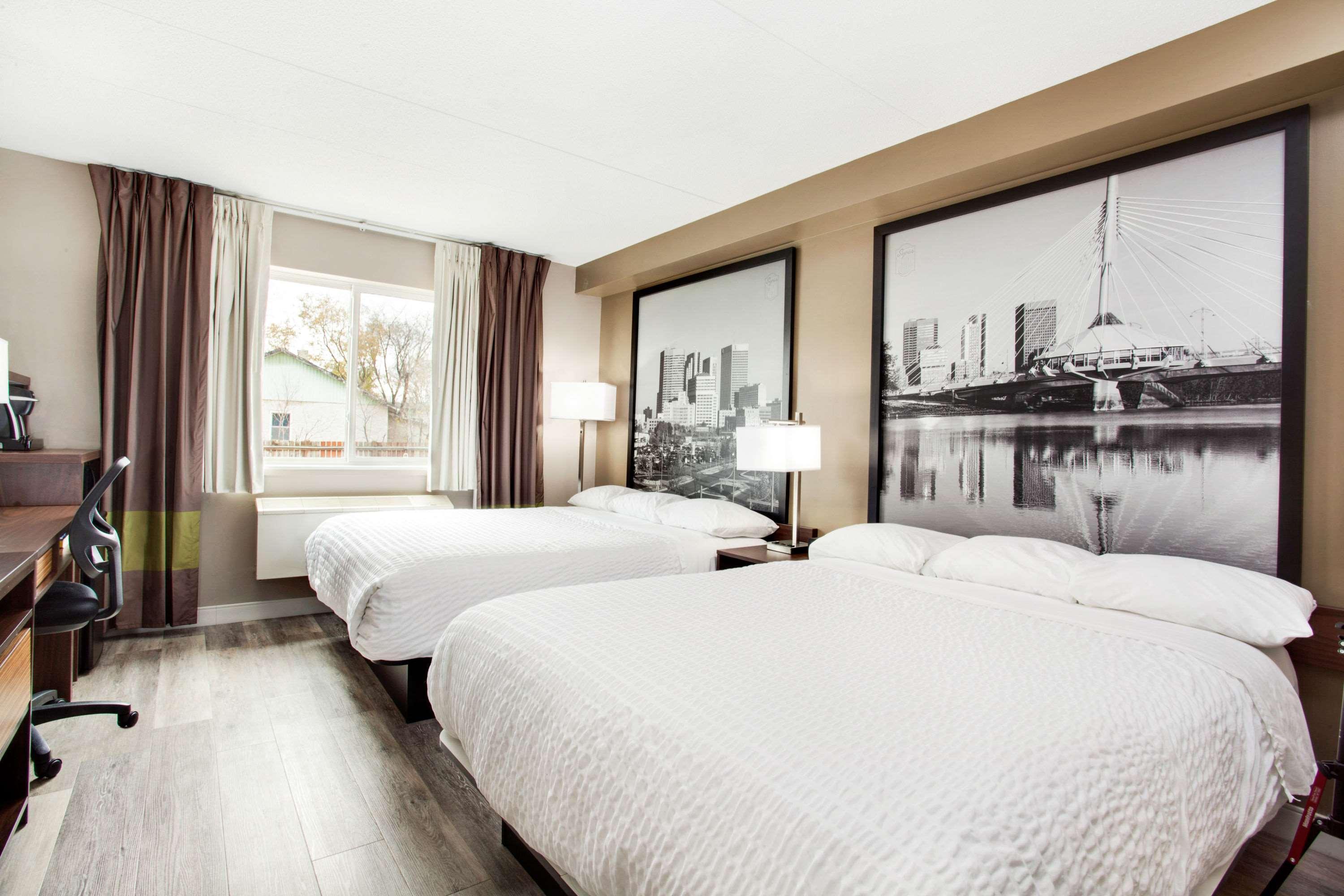 Super 8 By Wyndham Winnipeg West Buitenkant foto